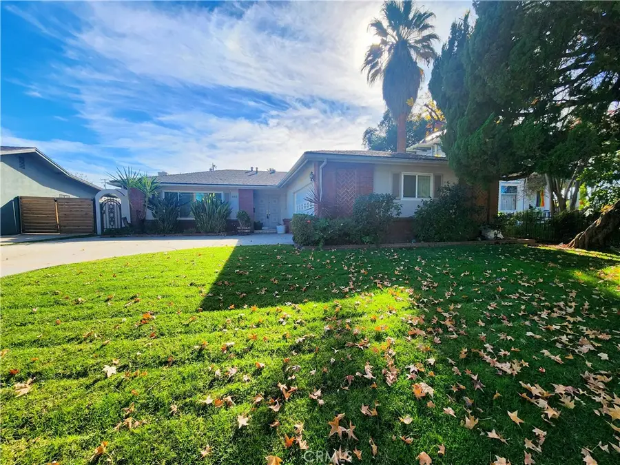 657 W Cypress, Redlands, CA 92373 - Image #2