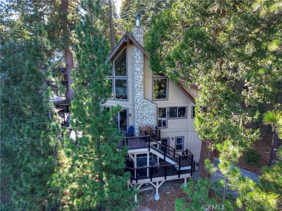 26621 Thunderbird Drive, Lake Arrowhead, CA 92352 - Image #3