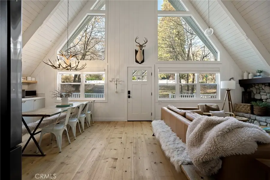 987 Tirol Lane, Lake Arrowhead, CA 92352 - Image #3