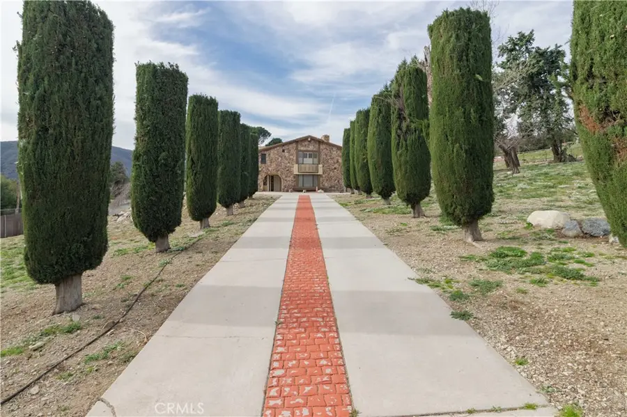 750 Woodlawn, San Bernardino, CA 92407 - Image #2