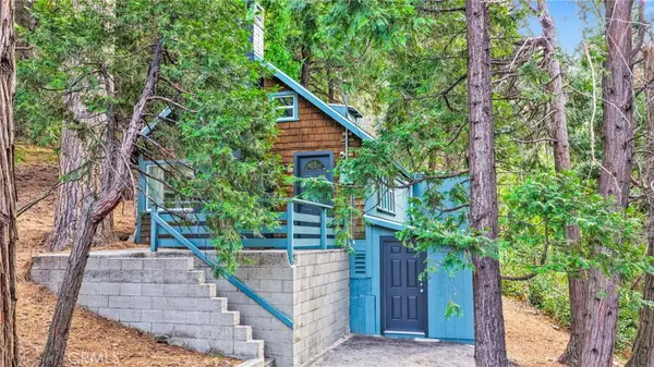 480 Valley Road, Crestline, CA 92325