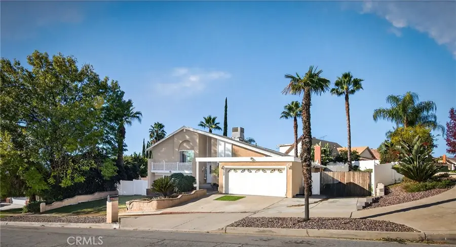 2794 La Praix, Highland, CA 92346 - #3