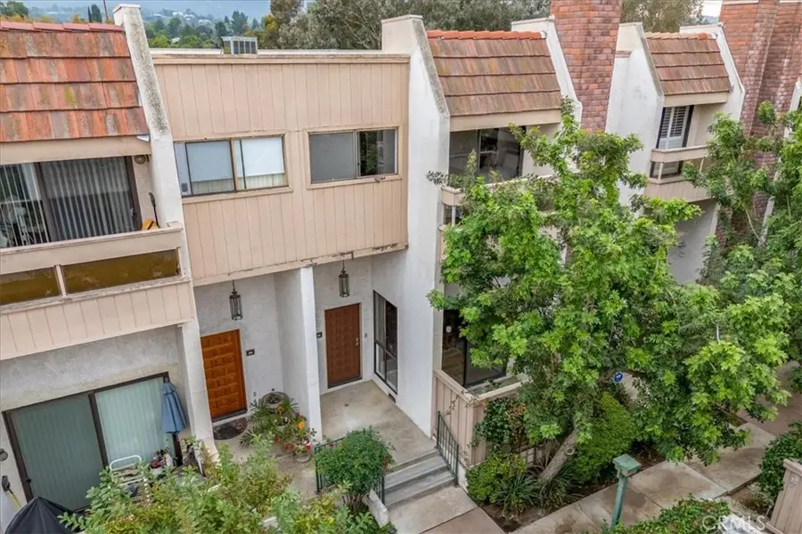 17150 Burbank Boulevard #25, Encino, CA 91316 - #2