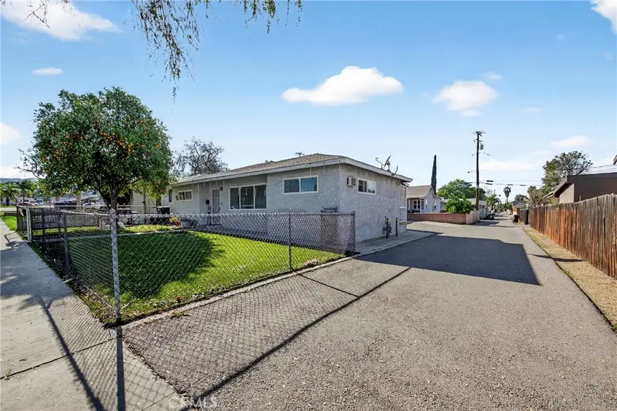 316 Washburn, Corona, CA 92882 - Image #2