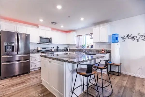 16664 Hawks Hill, Victorville, CA 92395