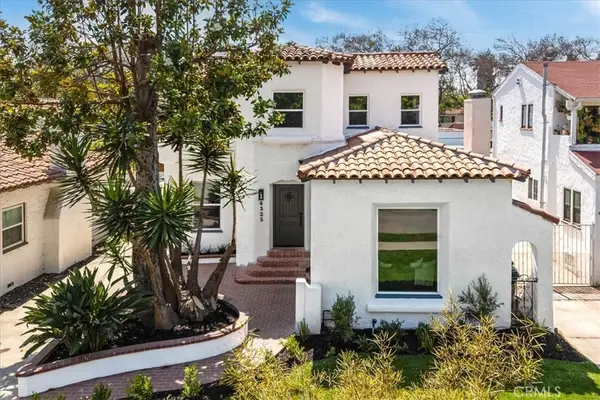 4325 9th Avenue, Los Angeles, CA 90008