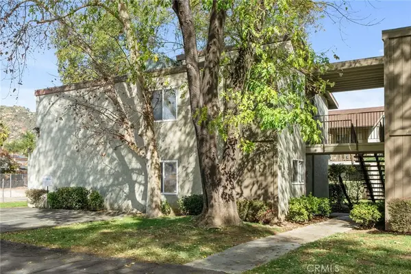 2536 White Oak Place #5, Escondido, CA 92027