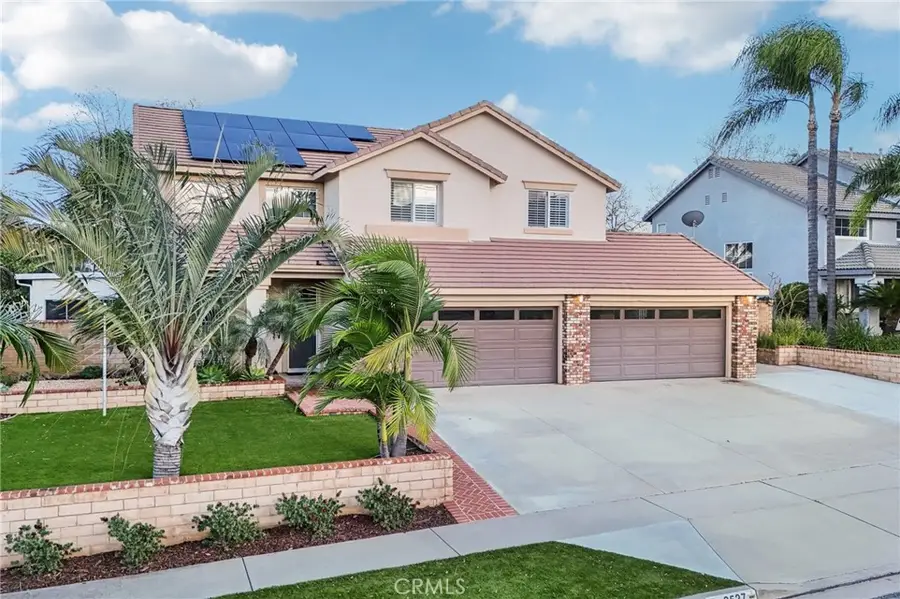 2527 Waterfall Ln, Corona, CA 92882 - #2