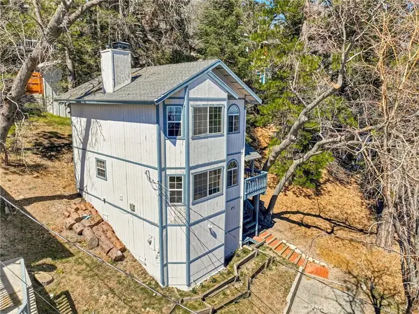 31920 Pine Cone Drive, Running Springs, CA 92382