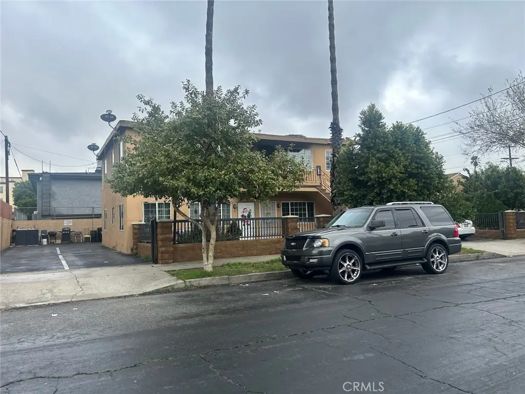 6905 Agnes, North Hollywood, CA 91605 - #1