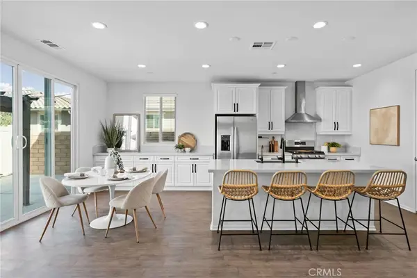 24085 Midvale Court, Corona, CA 92883