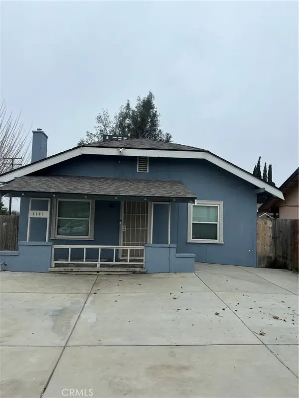 1141 W San Joaquin Avenue, Tulare, CA 93274