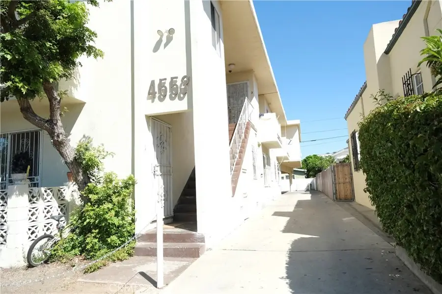 4553 W 17th, Los Angeles, CA 90019 - #3