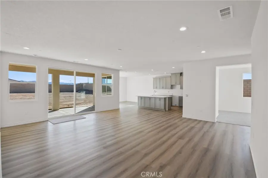 7144 Farmdale Avenue, Hesperia, CA 92345 - #3