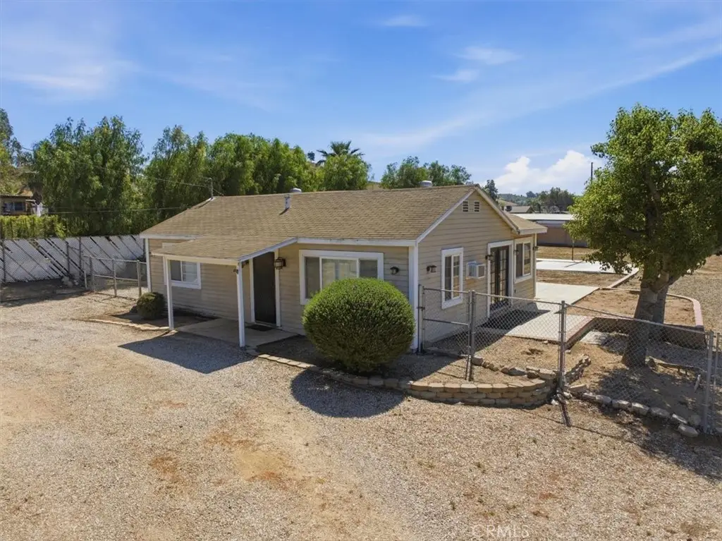 936 2nd, Norco, CA 92860 - #1