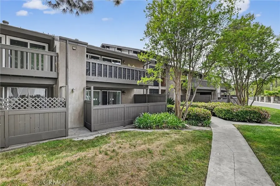 28661 Via Las Flores #307, Murrieta, CA 92563 - #2