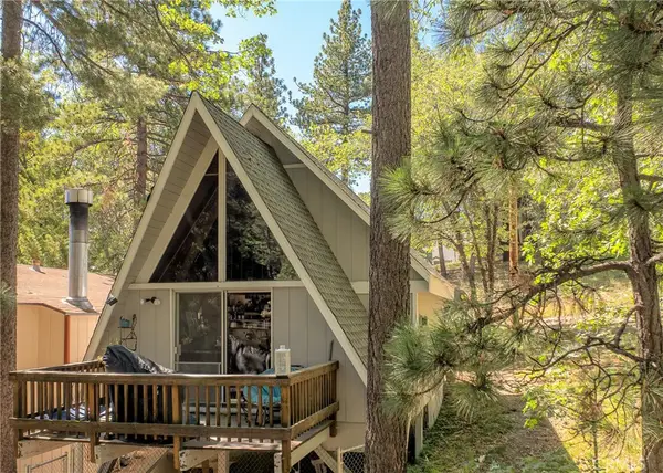 33075 Blue Bird Lane, Running Springs, CA 92382