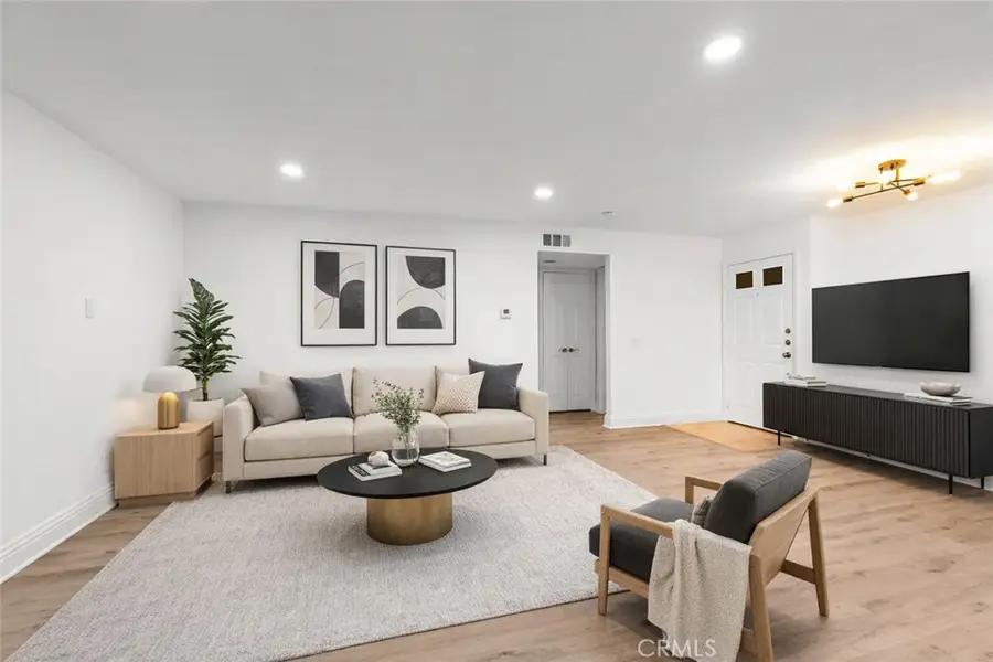 2275 Del Mar #207, Corona, CA 92882 - #2