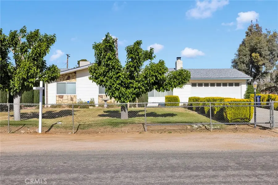 13392 Yakima, Apple Valley, CA 92308 - #2