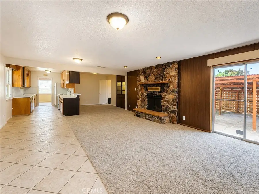 325 N Sanders Street, Ridgecrest, CA 93555 - #2