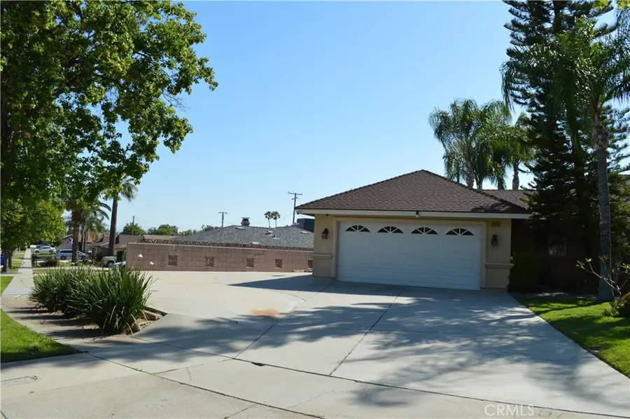 3954 Garden, San Bernardino, CA 92404 - #2