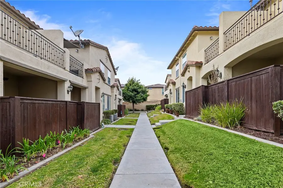 41945 Davenport Way #D, Murrieta, CA 92562 - #3