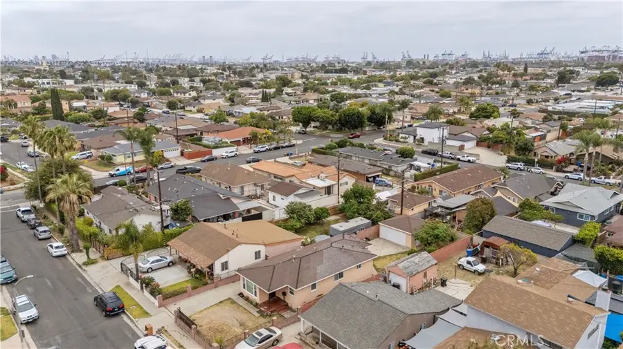 1220 W Young, Wilmington, CA 90744 - #3