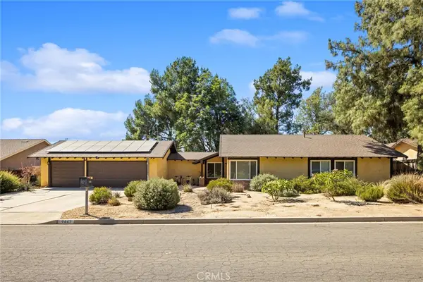 9447 Stirrup Street, Jurupa Valley, CA 92509