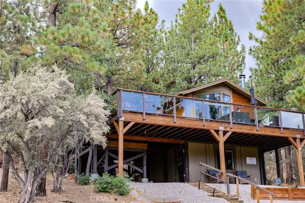 43734 Yosemite, Big Bear Lake, CA 92315