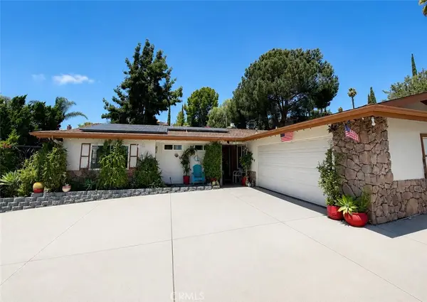 1496 E El Norte Parkway, Escondido, CA 92027