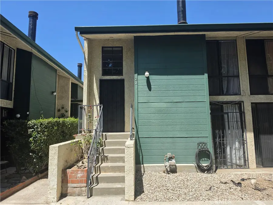 11107 Arminta Street #22, Sun Valley, CA 91352 - #2