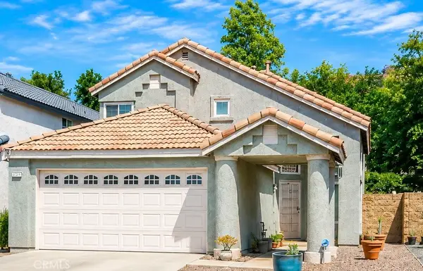 11737 Puerto Real Rd, Fontana, CA 92337