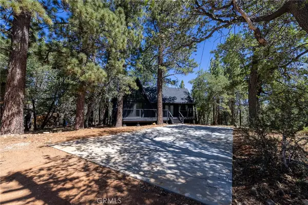 1592 Trinity Court, Big Bear City, CA 92314