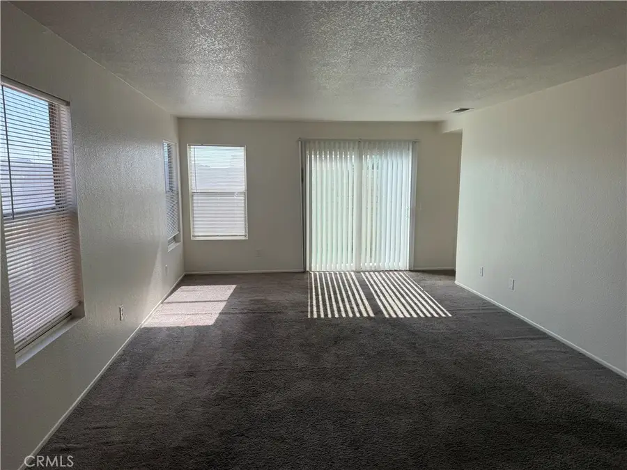 14821 Carter, Victorville, CA 92394 - #2