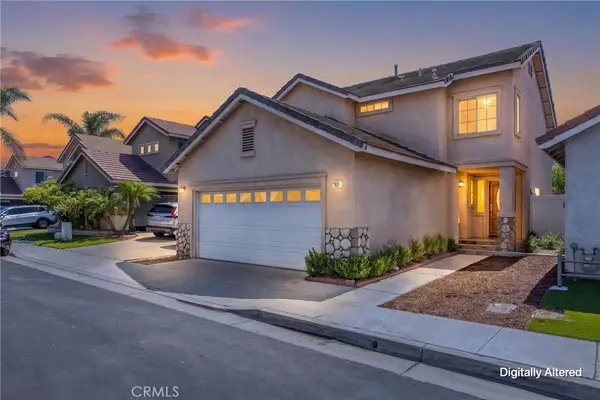 921 Blossomcreek Ln, Corona, CA 92878