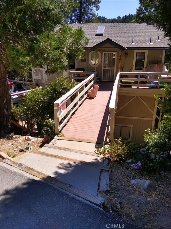 24672 Bernard Drive, Crestline, CA 92325