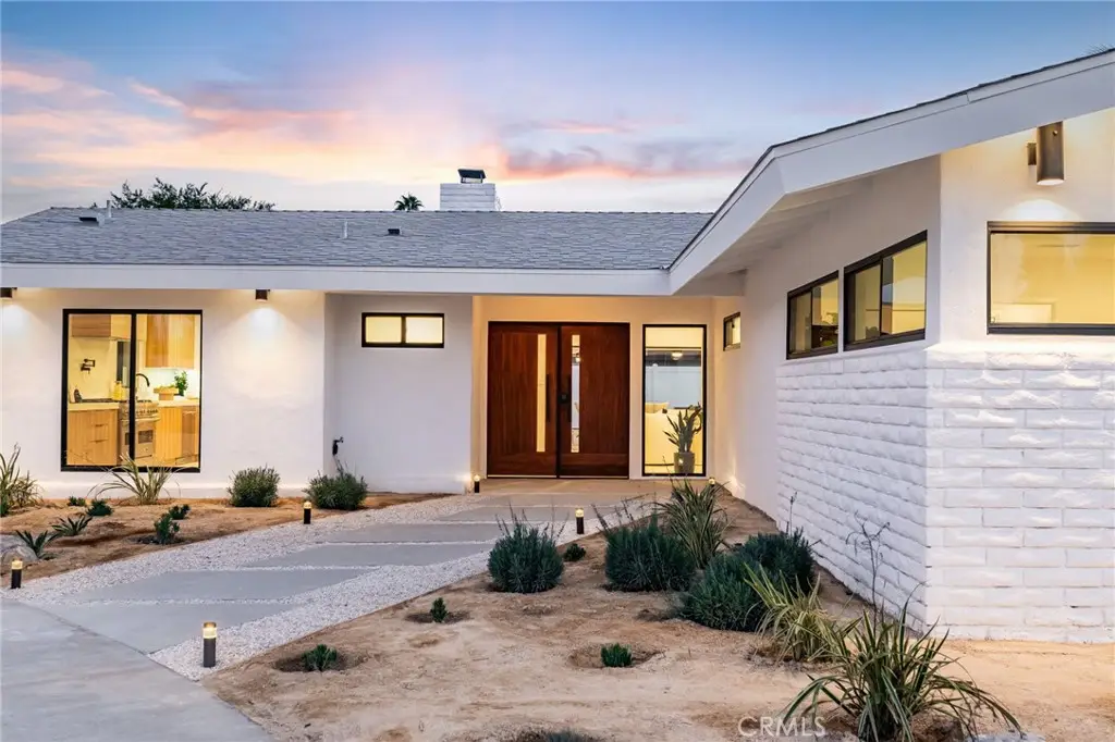 1975 E Mark Leslie, Palm Springs, CA 92264 - #1