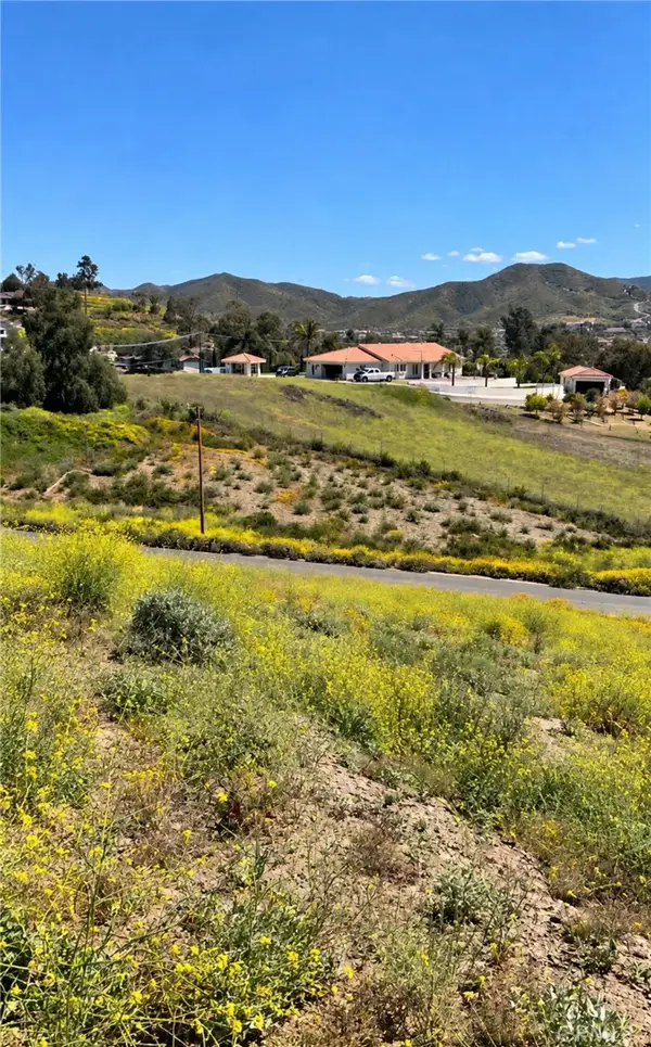 24000 Beverley Drive, Menifee, CA 92587