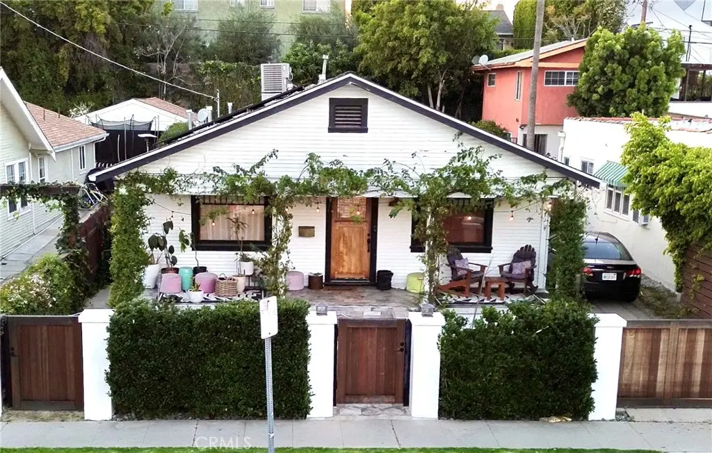 1535 Carmona Ave, Los Angeles, CA 90019 - #1