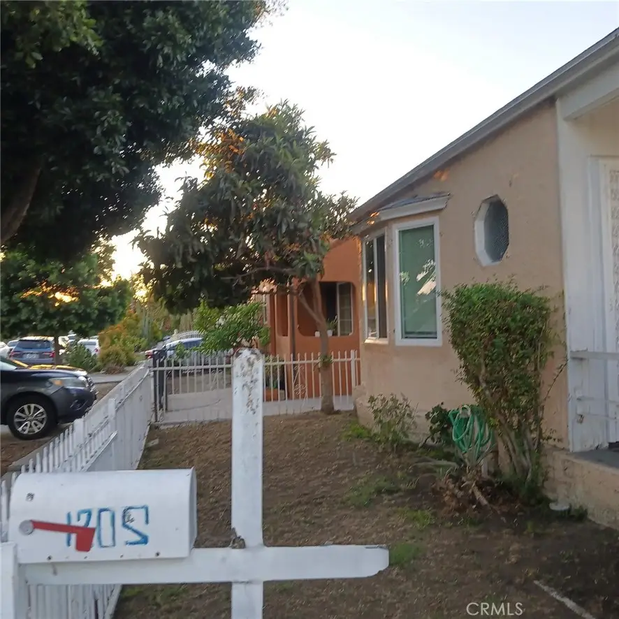 1205 W 57th, Los Angeles, CA 90037 - #2