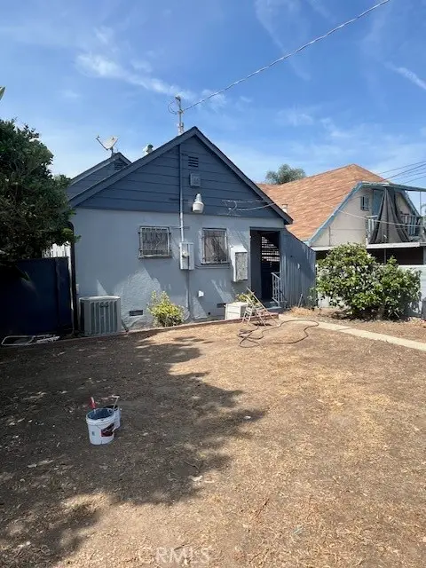 2121 W 70th, Los Angeles, CA 90047 - #3