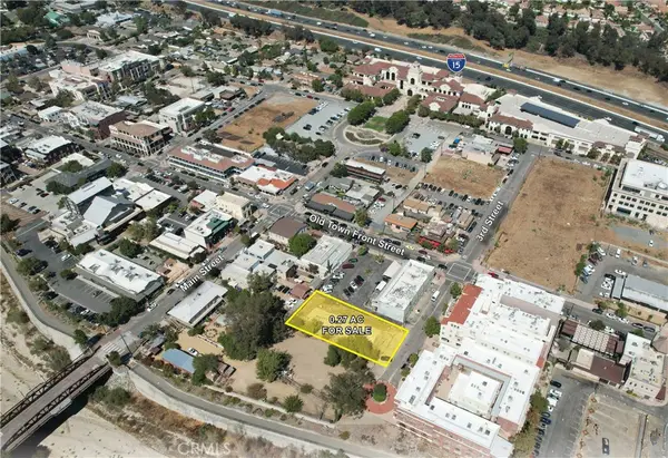 42045 3rd Street, Temecula, CA 92590