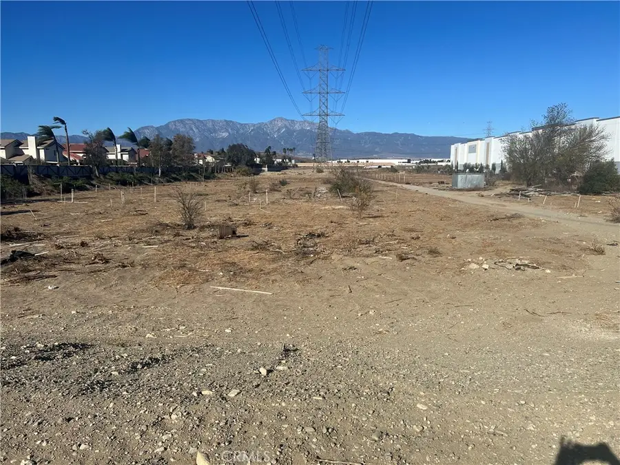 11130 E Riverside Drive, Ontario, CA 91761 - Image #3