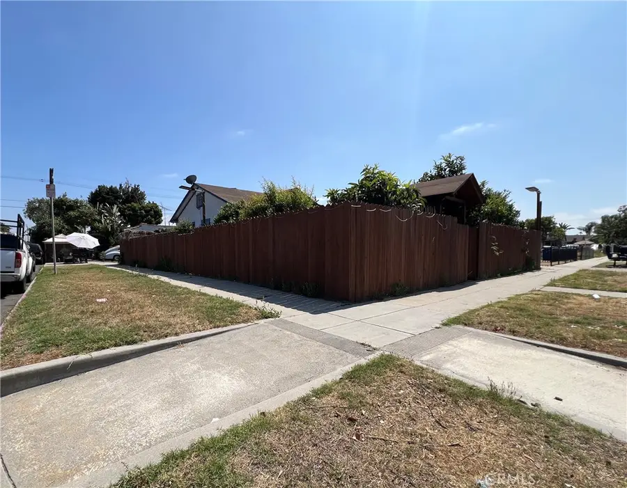 1500 W 52nd, Los Angeles, CA 90062 - #3