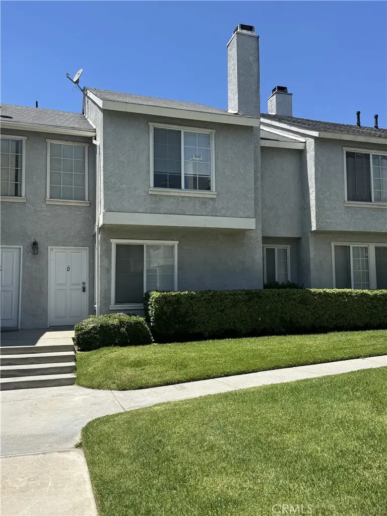 178 W Walnut Avenue #D, Rialto, CA 92376 - #1