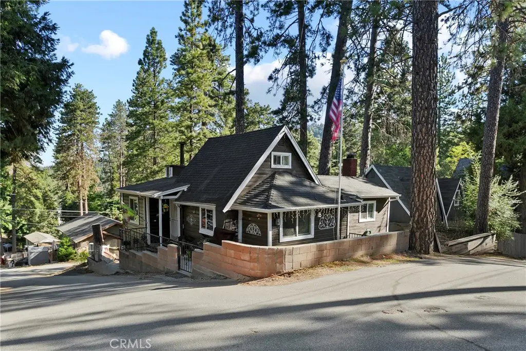 22864 Alder, Crestline, CA 92325 - #1