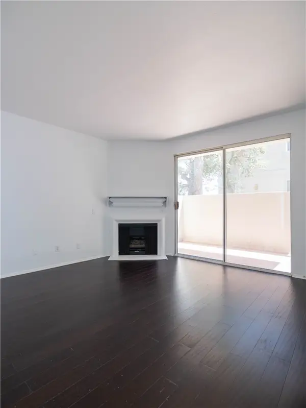 2823 W Ave K-12, Lancaster, CA 93536