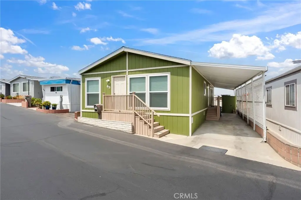 65 Hummingbird Lane, Oceanside, CA 92057 - #1