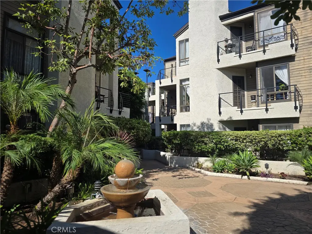 437 E Palm #308, Burbank, CA 91501 - Image #1