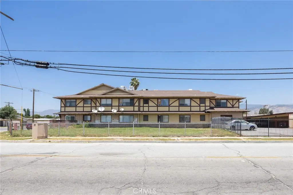 2761 N Golden, San Bernardino, CA 92404 - #1